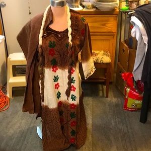 Long top with pants.